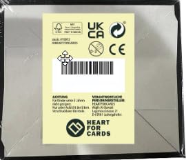 Pokémon TCG: Kleavor VSTAR Premium Collection (2 Etched Foil Promo Cards, 1 Foil Oversize Card & 5 Booster Packs)